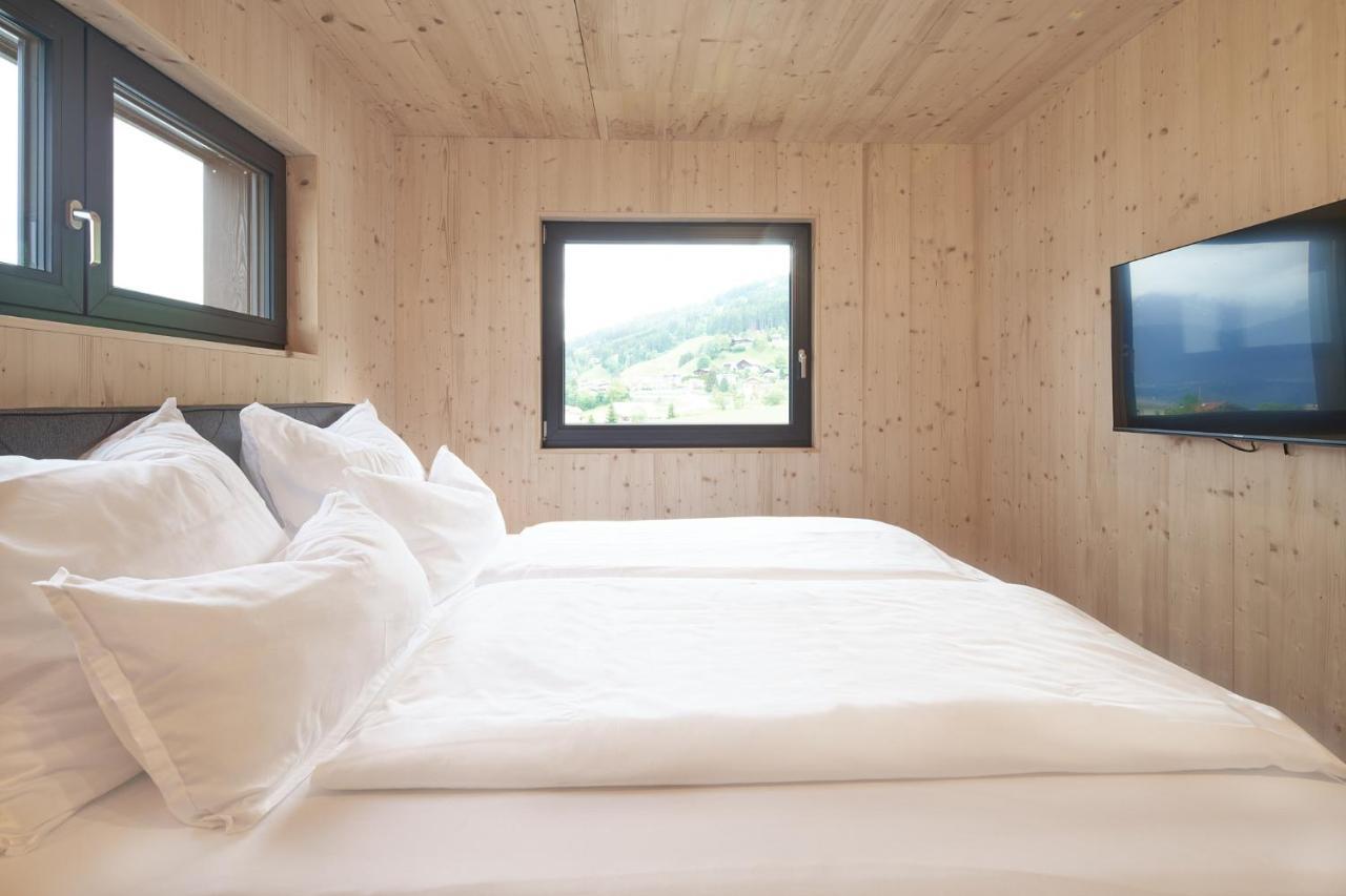 Black Forest Lodges - Gehobene Ferienwohnungen Mit Privatsaunas Tulfes Kültér fotó